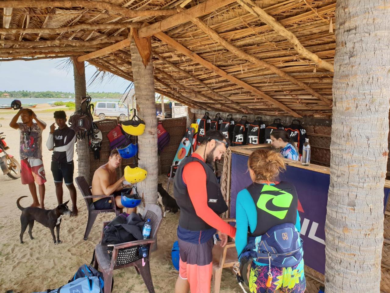 Cocodance Kitesurfing Resort Kalpitiya Esterno foto